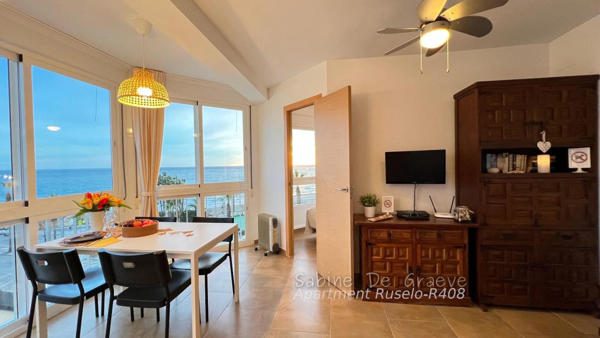 טורוקס Love Nest By The Sea Wake Up With Ocean Views In Every Room Ruselo R408 מראה חיצוני תמונה