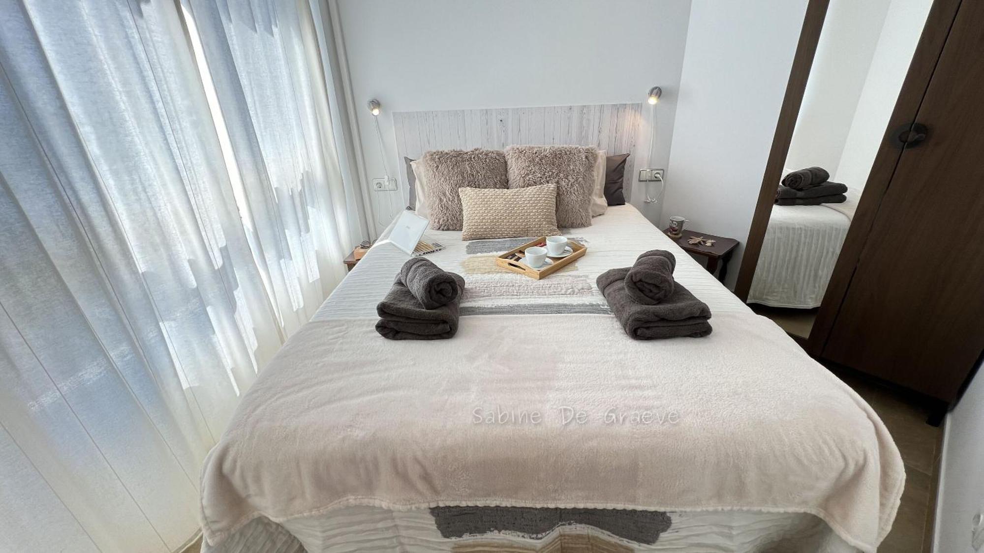 טורוקס Love Nest By The Sea Wake Up With Ocean Views In Every Room Ruselo R408 מראה חיצוני תמונה